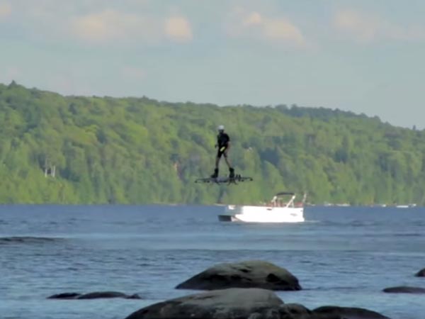 ದೂರಗಾಮಿ ಹೋವರ್ ಬೋರ್ಡ್ ಗಿನ್ನೆಸ್ ದಾಖಲೆ