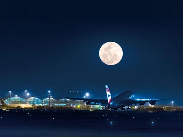 18. ಟೊರಂಟೊ (ಕೆನಡಾ) - ಹಾಂಕಾಂಗ್ (ಚೀನಾ)