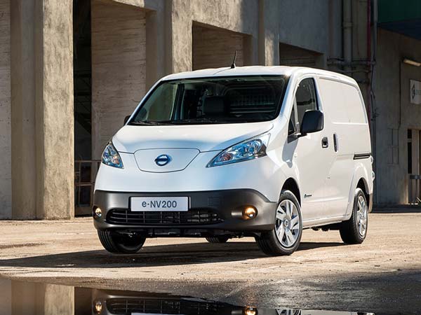 ಜಗತ್ತಿನ ಮೊತ್ತ ಮೊದಲ 7 ಸೀಟುಗಳ ಎಲೆಕ್ಟ್ರಿಕ್ ಮಿನಿವ್ಯಾನ್ ಅನಾವರಣ