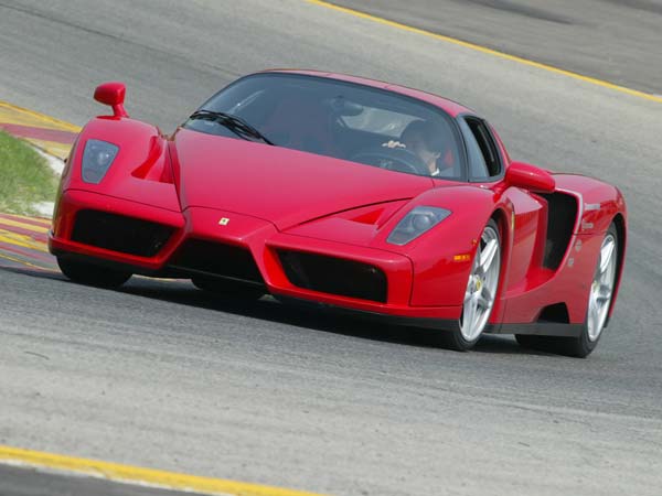 ಹರಾಜಿಗಿದೆ ಪಾಪ್ ಬಳಕೆ ಮಾಡಿದ್ದ ಕೊನೆಯ ಎನ್ಜೊ ಕಾರು 