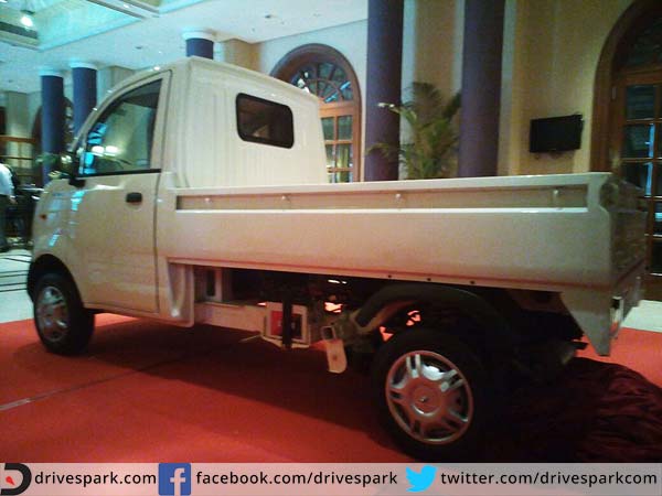 ಮಹೀಂದ್ರ ಜೀತೋ ಮಿನಿ ಟ್ರಕ್ ಭರ್ಜರಿ ಬಿಡುಗಡೆ 