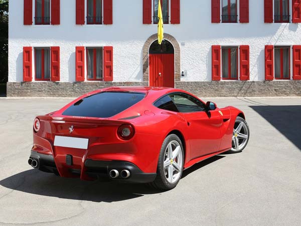 ವಿವಾದಗಳ ಕೇಂದ್ರ ಬಿಂದು ಲಲಿತ್ ಮೋದಿ ಕಾರು ಸಂಗ್ರಹ