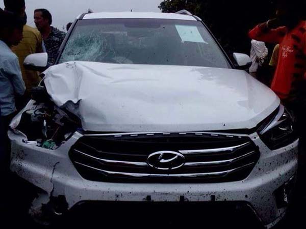 ರಸ್ತೆ ಮಧ್ಯ ಪಲ್ಟಿ ಹೊಡೆದ ಹೊಚ್ಚ ಹೊಸ ಹ್ಯುಂಡೈ ಕ್ರೆಟಾ 