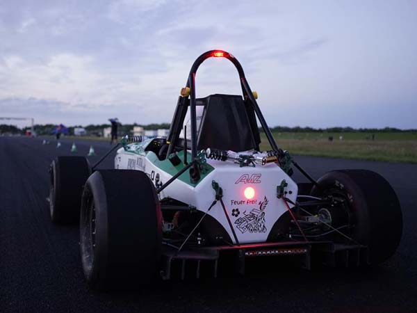 ಎಫ್1 ಗಿಂತಲೂ ವೇಗದಲ್ಲಿ ಸಾಗುವ ಎಲೆಕ್ಟ್ರಿಕ್ ಕಾರು 