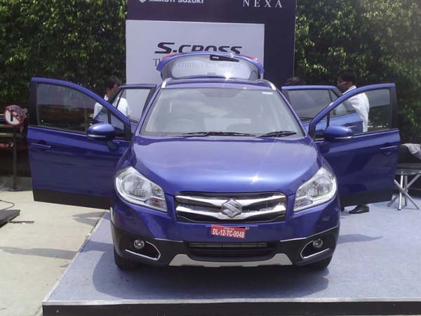 ಬೆಲೆ ಮಾಹಿತಿ (ಎಕ್ಸ್ ಶೋ ರೂಂ ದೆಹಲಿ)