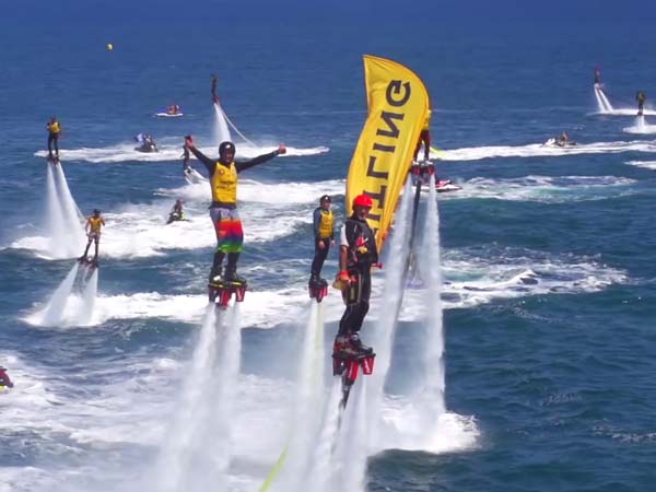 58 ಮಂದಿಯಿಂದ ನೂತನ ಫ್ಲೈ ಬೋರ್ಡ್ ಜೆಟ್ ಪ್ಯಾಕ್ ದಾಖಲೆ 