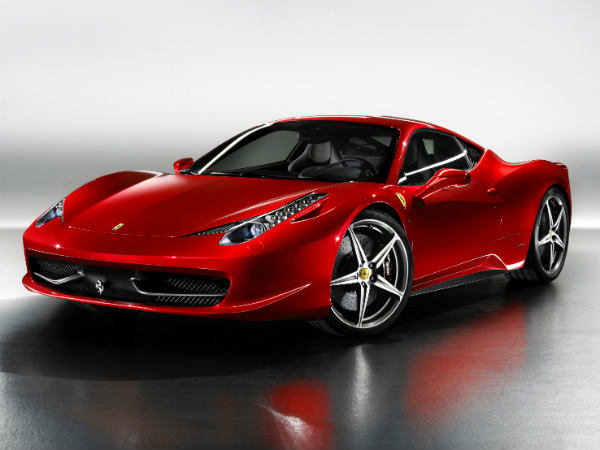 ಹೊಸ ಕಾರು ಖರೀದಿಗಾಗಿ ಹಳೆಯ ಸೂಪರ್ ಕಾರಿಗೆ ಬೆಂಕಿಯಿಟ್ಟ ಶ್ರೀಮಂತ ಪುತ್ರ