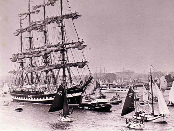 ಆಮ್‌ಸ್ಟರ್‌ಡ್ಯಾಮ್‌ನಲ್ಲಿ ವಿಶ್ವದ ಅತಿ ಎತ್ತರದ ಹಡಗುಗಳ ಹಬ್ಬ