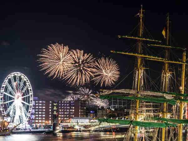 ಆಮ್‌ಸ್ಟರ್‌ಡ್ಯಾಮ್‌ನಲ್ಲಿ ವಿಶ್ವದ ಅತಿ ಎತ್ತರದ ಹಡಗುಗಳ ಹಬ್ಬ