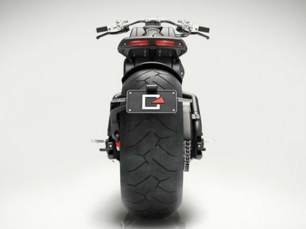 ಅಸಾಮಾನ್ಯಯ ಶೈಲಿಯ ವಿನೂತನ ಬೈಕ್ ಪಿ51 ಕೊಂಬಾಟ್ ಫೈಟರ್