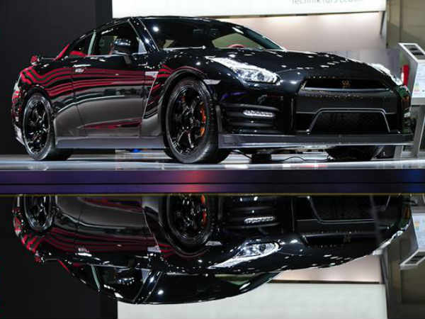 ನಿಸ್ಸಾನ್ ಶಕ್ತಿಶಾಲಿ ಜಿಟಿಆರ್ ಟ್ರ್ಯಾಕ್ ಎಡಿಷನ್ ಅನಾವರಣ 