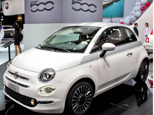 ಫ್ರಾಂಕ್‌ಫ‌ರ್ಟ್‌ನಲ್ಲಿ ಕಂಗೊಳಿಸಿದ ನ್ಯೂ ಫಿಯೆಟ್ 500 