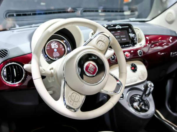 ಫ್ರಾಂಕ್‌ಫ‌ರ್ಟ್‌ನಲ್ಲಿ ಕಂಗೊಳಿಸಿದ ನ್ಯೂ ಫಿಯೆಟ್ 500 