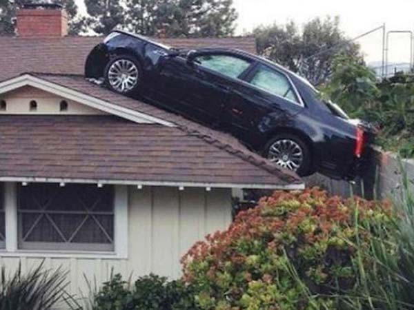 ಆಯ ತಪ್ಪಿದರೆ ಅಪಾಯ ತಪ್ಪಿದ್ದಲ್ಲ