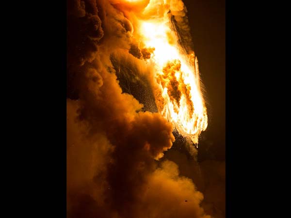 ರಾಕೆಟ್ ಸ್ಪೋಟ; ದಿಗ್ಭ್ರಮೆಗೊಳಿಸುವ ನಾಸಾ ಚಿತ್ರಗಳು ಬಿಡುಗಡೆ