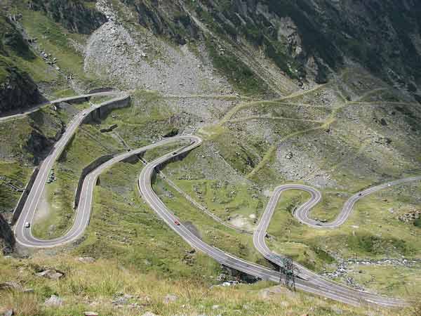 09. ಟ್ರಾನ್ಸ್‌ಫಾಗರಸನ್ ರಸ್ತೆ, ರೊಮನಿಯಾ (Transfagarasan Road)