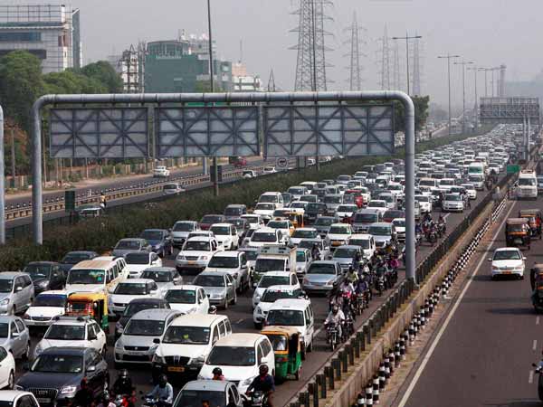  ಕಾರನ್ನೇ ಜಾಸ್ತಿ ಆಶ್ರಯಿಸಿಕೊಂಡಿರುವ ದೆಹಲಿ ನೌಕರರು! 