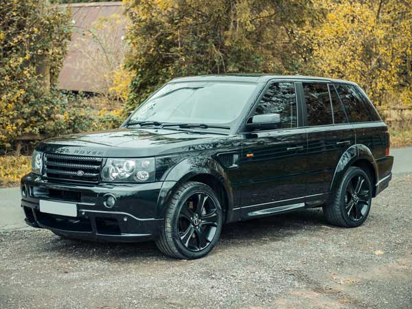 ಡೇವಿಡ್ ಬೆಕಮ್ ರೇಂಜ್ ರೋವರ್ ಸ್ಪೋರ್ಟ್ ಕಾರು ಹರಾಜಿಗೆ