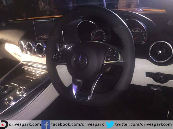 ವೇಗವರ್ಧನೆ