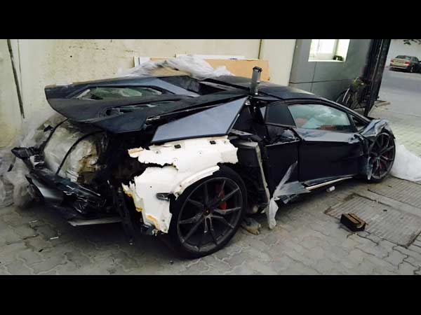 ಅಪಘಾತದಲ್ಲಿ ನಜ್ಜುಗುಜ್ಜಾದ ಲಂಬೋ ಕಾರು 67 ಲಕ್ಷಕ್ಕೆ ಹರಾಜು