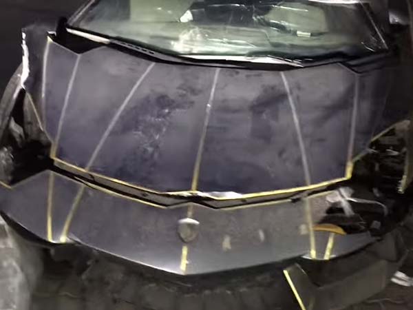 ಅಪಘಾತದಲ್ಲಿ ನಜ್ಜುಗುಜ್ಜಾದ ಲಂಬೋ ಕಾರು 67 ಲಕ್ಷಕ್ಕೆ ಹರಾಜು