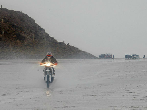 ಮಗದೊಂದು 'ಡಕಾರ್' ಅಗ್ನಿಪರೀಕ್ಷೆಗೆ ನಮ್ಮೂರಿನ ಹುಡುಗ ಸಂತೋಷ್ ರೆಡಿ 