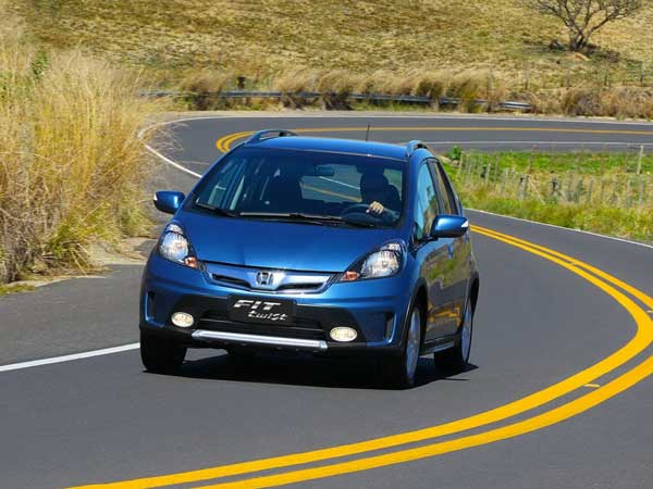 ಹೋಂಡಾ ಜಾಝ್ ಹ್ಯಾಚ್‌ಬ್ಯಾಕ್ ಆಯ್ತು; ಈಗ ಕ್ರಾಸೋವರ್ ಟೆಸ್ಟಿಂಗ್!