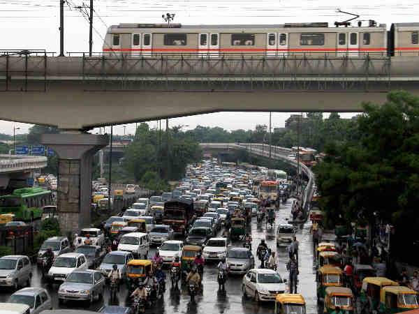 ದೆಹಲಿಯಲ್ಲಿ ಡೀಸೆಲ್ ಎಸ್‌ಯುವಿ, ಐಷಾರಾಮಿ ಕಾರುಗಳ ದಾಖಲಾತಿಗೆ ನಿಷೇಧ