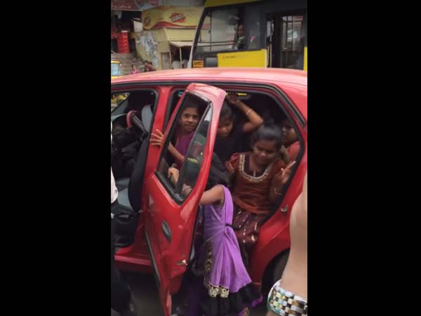 ಒಂದು ಕಾರಲ್ಲಿ 20 ಮಕ್ಕಳ ಸವಾರಿ; ಎಷ್ಟು ಸುರಕ್ಷಿತ? 