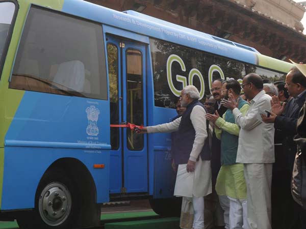 ಮೋದಿ ಮಂತ್ರ; ಸಂಸದರ ಓಡಾಟಕ್ಕೆ ವಿದ್ಯುತ್ ಚಾಲಿತ ಬಸ್