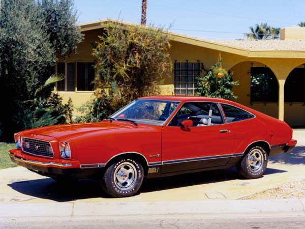 1974 ಫೋರ್ಡ್ ಮಸ್ಟಾಂಗ್ 