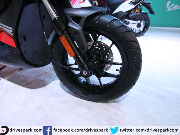 ರೋಮಾಂಚನದ ರಂಗು ಮೆರೆದ ಎಪ್ರಿಲಿಯಾ ಎಸ್‌ಆರ್150 ಸ್ಕೂಟರ್