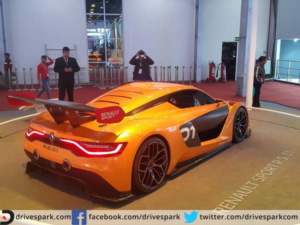 ರೆನೊ ಸ್ಪೋರ್ಟ್ ಆರ್‌ಎಸ್ 01 ಕಾನ್ಸೆಪ್ಟ್ ಕಾರು ವರ್ಣಮಯ! 