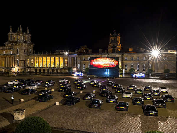 ಜೇಮ್ಸ್ ಬಾಂಡ್ ಕಾರು 24 ಕೋಟಿ ರುಪಾಯಿಗಳಿಗೆ ಹರಾಜು