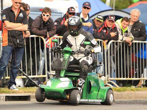 ವಿಶ್ವದ ಅತಿ ವೇಗದ ಸ್ಕೂಟರ್ ಗಿನ್ನೆಸ್ ದಾಖಲೆ