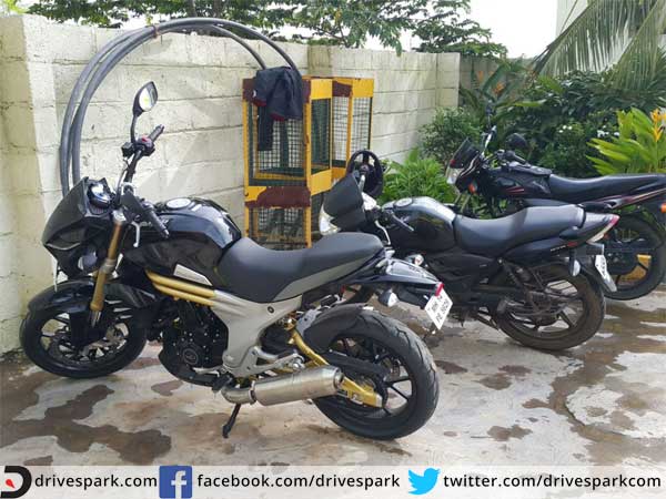 ಗೇರ್ ಬಾಕ್ಸ್, ಇಂಧನ ಟ್ಯಾಂಕ್ 