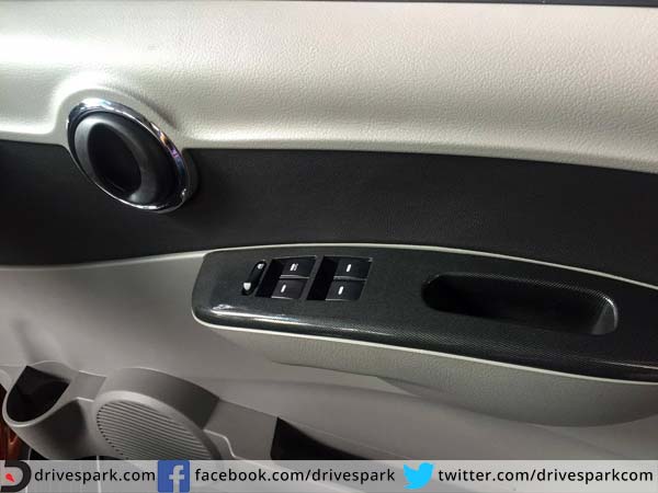 ವೆರಿಯಂಟ್, ಬೆಲೆ (ಎಕ್ಸ್ ಶೋ ರೂಂ ಬೆಂಗಳೂರು) 