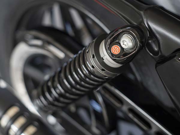 ಹಾರ್ಲೆ ಡೇವಿಡ್ಸನ್ ರೋಡ್‌ಸ್ಟರ್ ಅನಾವರಣ