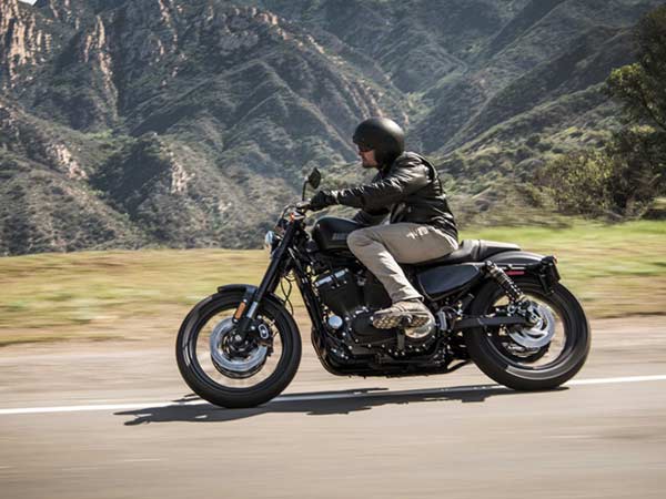 ಹಾರ್ಲೆ ಡೇವಿಡ್ಸನ್ ರೋಡ್‌ಸ್ಟರ್ ಅನಾವರಣ