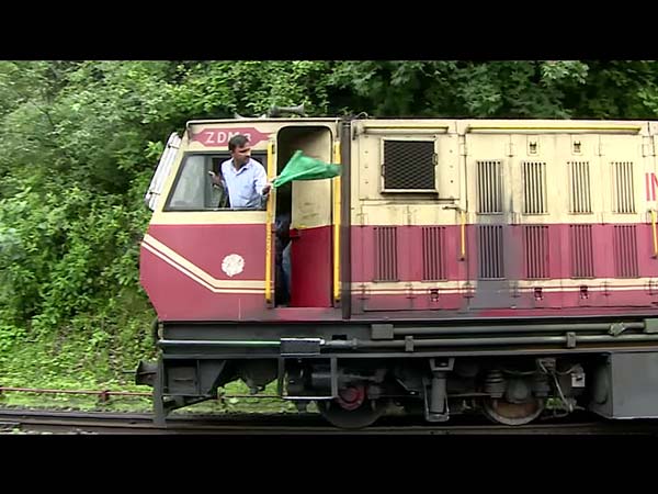 ನರಕ ಯಾತನೆಗೆ ಕೊನೆ; 163 ವರ್ಷಗಳ ಬಳಿಕ ರೈಲ್ವೆ ಎಂಜಿನ್‌ಗಳಲ್ಲಿ ಜೈವಿಕ ಶೌಚಾಲಯ