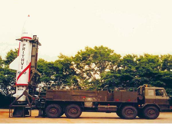 ಗಗನಕ್ಕೆ ಚಿಮ್ಮಿದ ಪೃಥ್ವಿ-2 ಖಂಡಾಂತರ ಕ್ಷಿಪಣಿ 