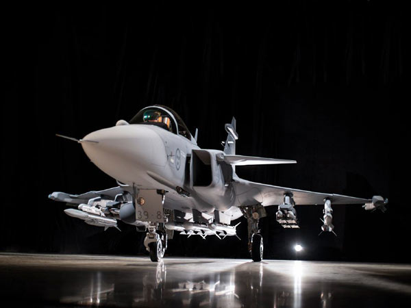 ಮೋದಿ ಮೇಕ್ ಇನ್ ಇಂಡಿಯಾ ಭಾಗವಾಗಿ ಸ್ಯಾಬ್ 'ಗ್ರಿಪನ್ ಇ' ಭಾರತಕ್ಕೆ 