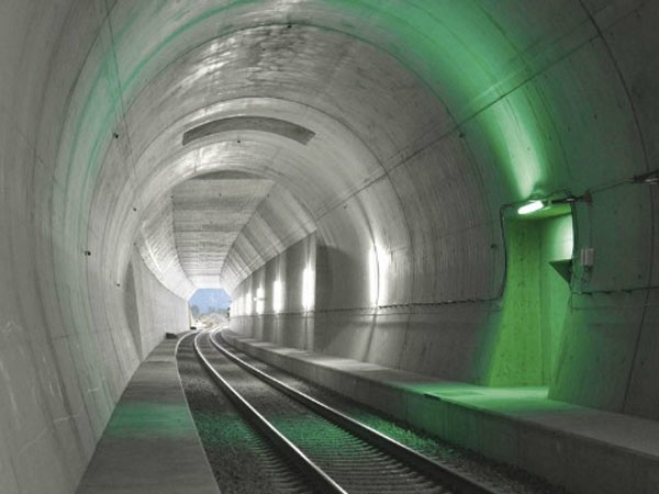 17 ವರ್ಷಗಳ ಬಳಿಕ ವಿಶ್ವದ ಅತಿ ಉದ್ದದ ರೈಲ್ವೆ ಸುರಂಗ ಮಾರ್ಗ ಲೋಕಾರ್ಪಣೆ