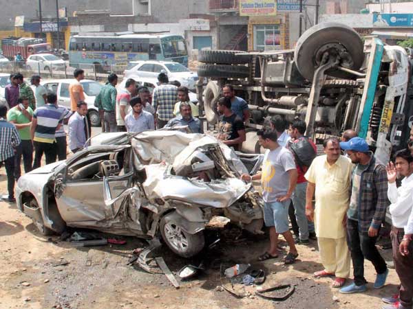 ಭಾರತದಲ್ಲಿ ರಸ್ತೆ ಅಪಘಾತಕ್ಕೆ ಪ್ರತಿ ತಾಸಿಗೂ 17 ಬಲಿ 