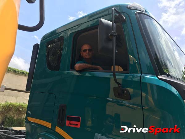 ಮಹೀಂದ್ರ ಬ್ಲೇಝೋ ಶ್ರೇಣಿಯ ಟ್ರಕ್ ಗಳು ಬಿಡುಗಡೆ 