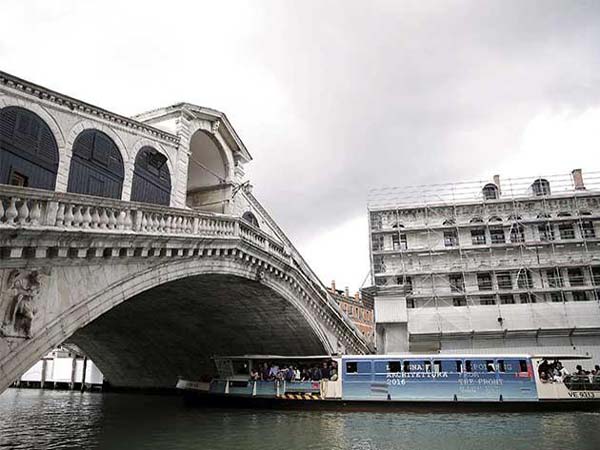ದೆಹಲಿ-ಆಗ್ರಾ ನಡುವೆ ಹಾರಾಡಲಿರುವ ಜಲವಿಮಾನ