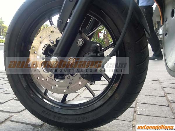 ಕ್ರೀಡಾ ಬೈಕ್ ಗಳನ್ನೇ ಹಿಂದಿಕ್ಕಿತೇ ಎಪ್ರಿಲಿಯಾ 'ಸ್ಪೋರ್ಟ್-ಸ್ಕೂಟರ್ ಬೈಕ್'? 