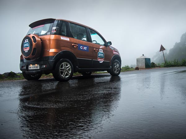 ಚಾಲಕರನ್ನು ತುದಿಗಾಲಲ್ಲಿ ನಿಲ್ಲಿಸಿದ 2016 ಮಹೀಂದ್ರ ಮಾನ್ಸೂನ್ ಚಾಲೆಂಜ್ 