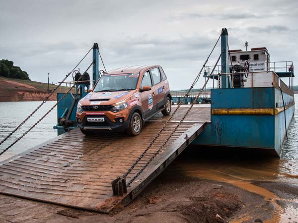 ಚಾಲಕರನ್ನು ತುದಿಗಾಲಲ್ಲಿ ನಿಲ್ಲಿಸಿದ 2016 ಮಹೀಂದ್ರ ಮಾನ್ಸೂನ್ ಚಾಲೆಂಜ್ 