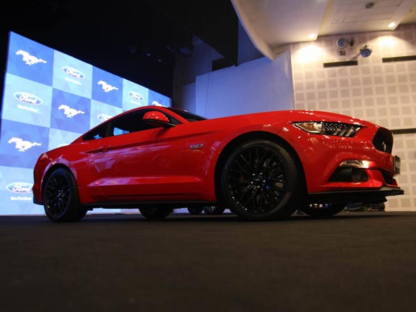 ಅಚ್ಚರಿಗೊಳಿಸುವ ಬೆಲೆಗಳಲ್ಲಿ ಐಕಾನಿಕ್ ಫೋರ್ಡ್ ಮಸ್ಟಾಂಗ್ ಭಾರತಕ್ಕೆ ಭರ್ಜರಿ ಎಂಟ್ರಿ